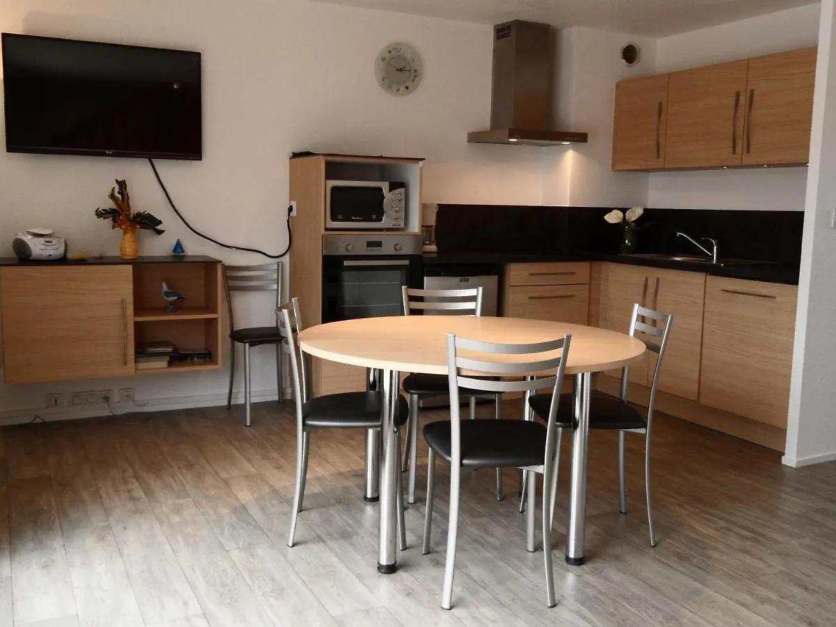 Ref 164 Appartement T4 Pour Six Personnes Residence Avec Piscine Port Crouesty Arzon