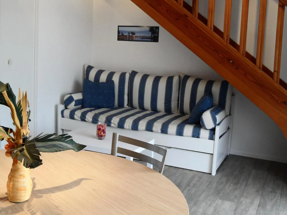 Apartment Ref 164 Appartement T4 Pour Six Personnes Residence Avec Piscine Port Crouesty Arzon